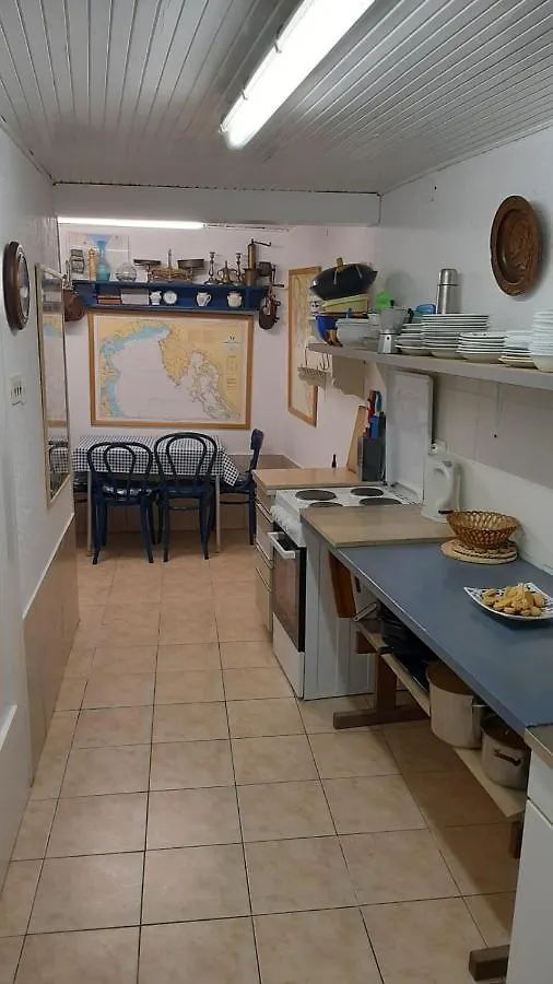 House Markovina Cres Holiday home