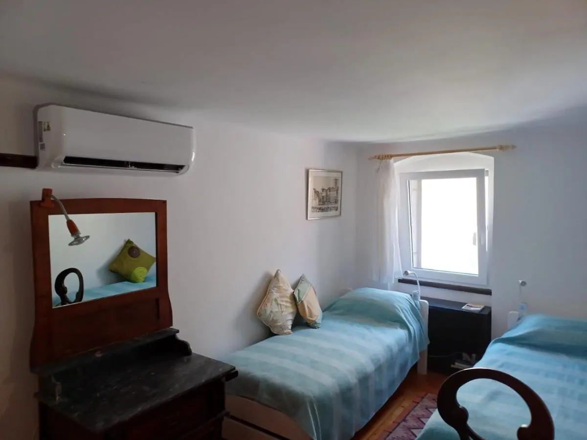 House Markovina Cres Holiday home