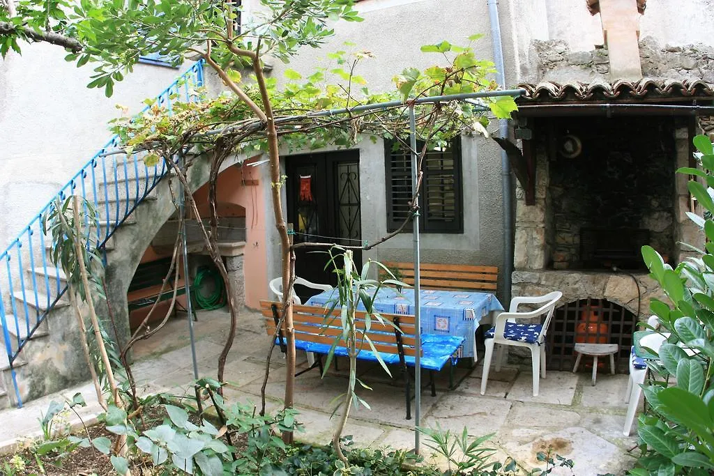 House Markovina Cres Holiday home